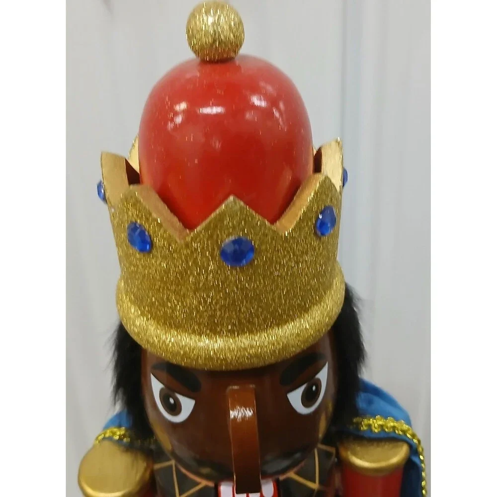 Wooden Nutcracker,24